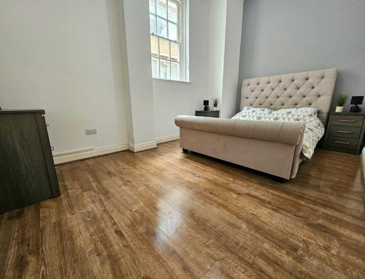 Bee Accommodations Backways Leicester Bagian luar foto